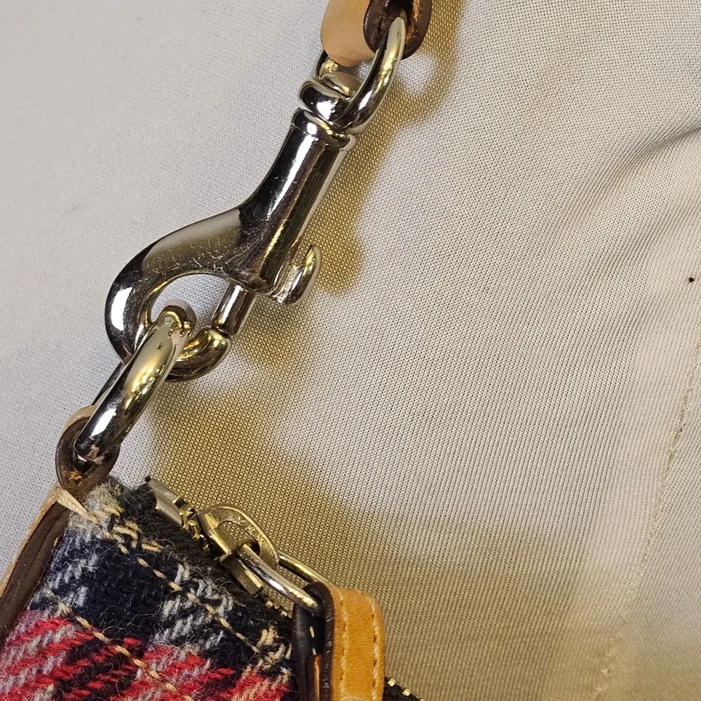 Coach‎ Soho Plaid Wool Suede Demi Bag 7570 Y2K Red Black Star Charm 2004